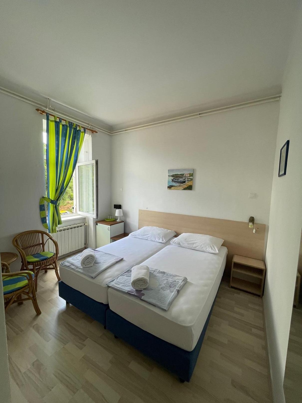 Bed&Breakfast Villa Eva Omišalj Δωμάτιο φωτογραφία