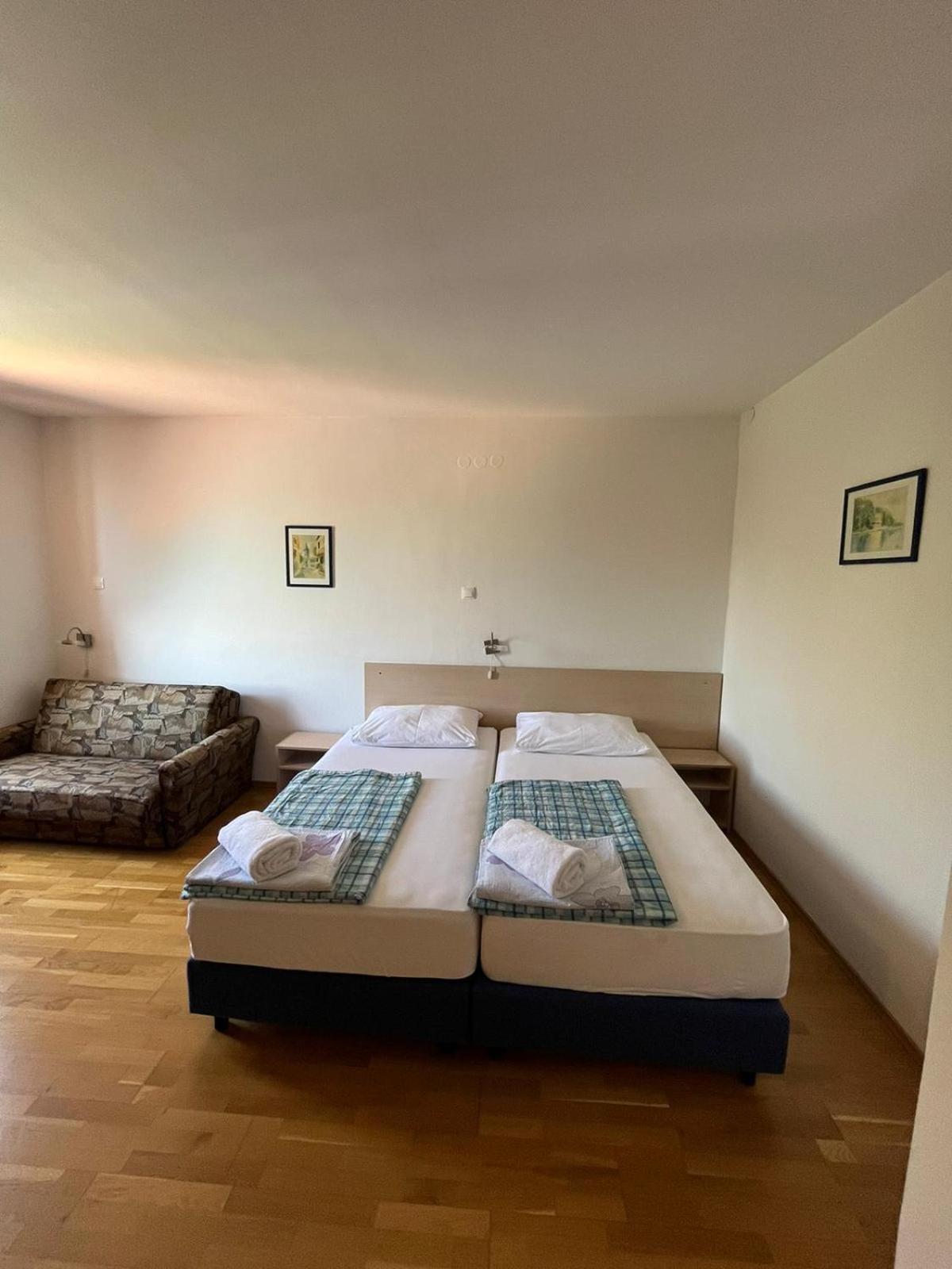 Bed&Breakfast Villa Eva Omišalj Δωμάτιο φωτογραφία