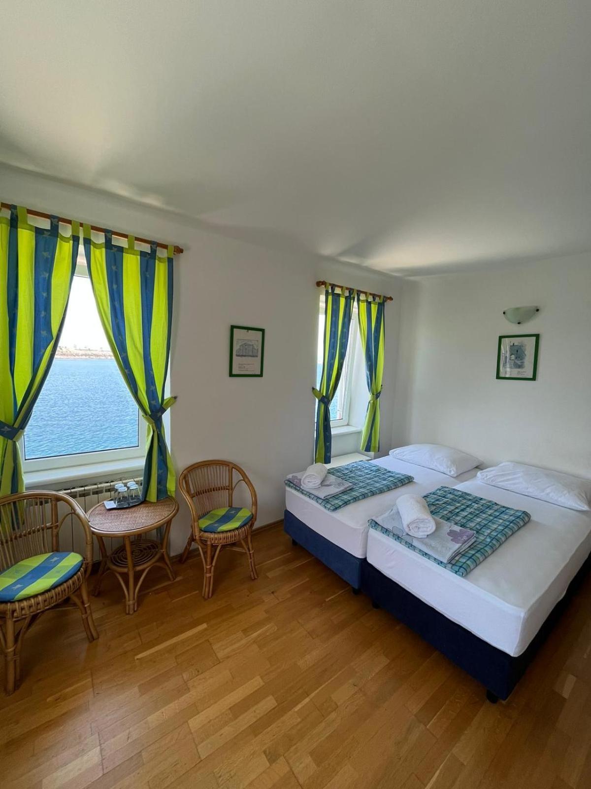 Bed&Breakfast Villa Eva Omišalj Δωμάτιο φωτογραφία